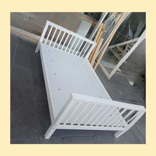 Wooden single bed frame Abu Dhabi – premium hardwood