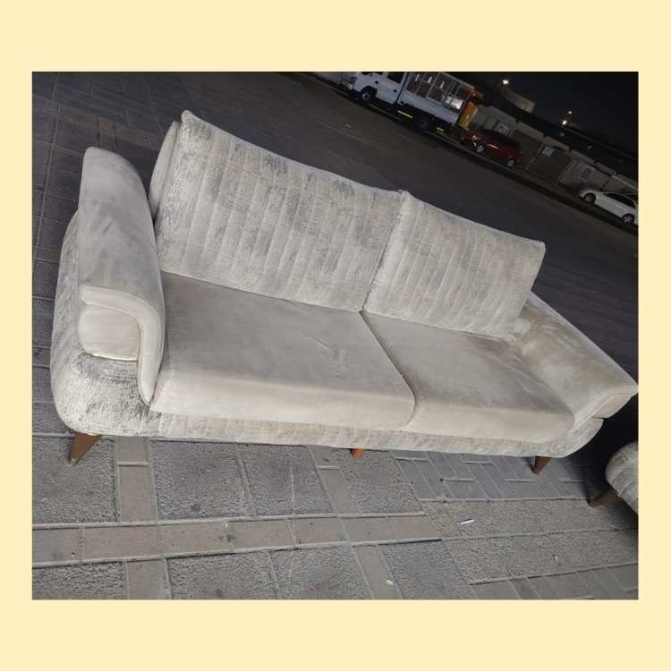 Comfortable living room used sofa UAE – Fairy of Fortune