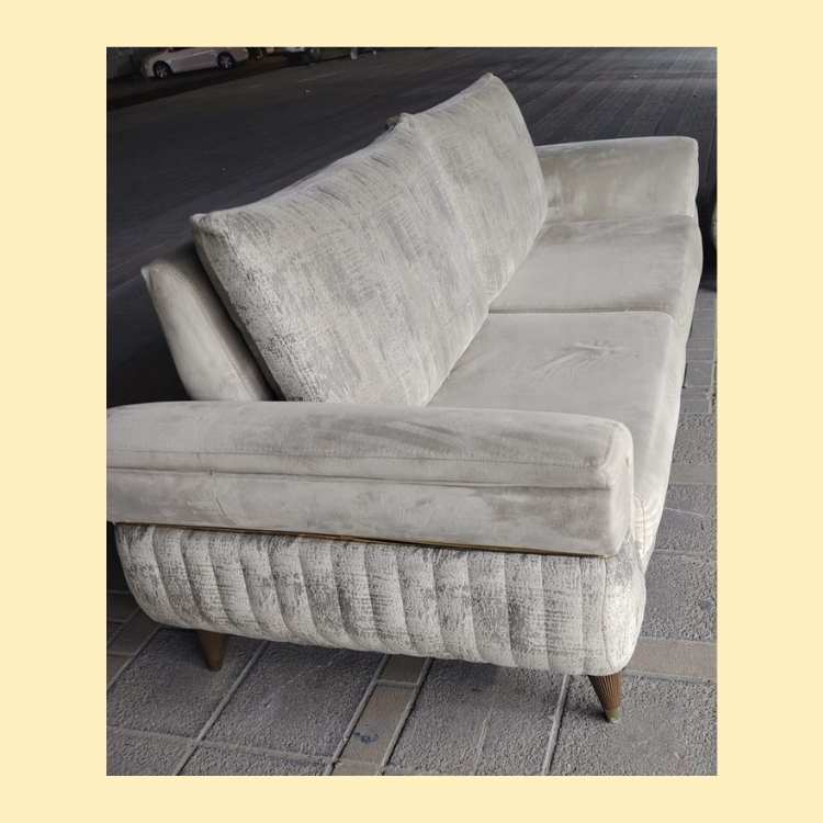 Used sofa in Abu Dhabi for sale – modern brown sofa 550 AED