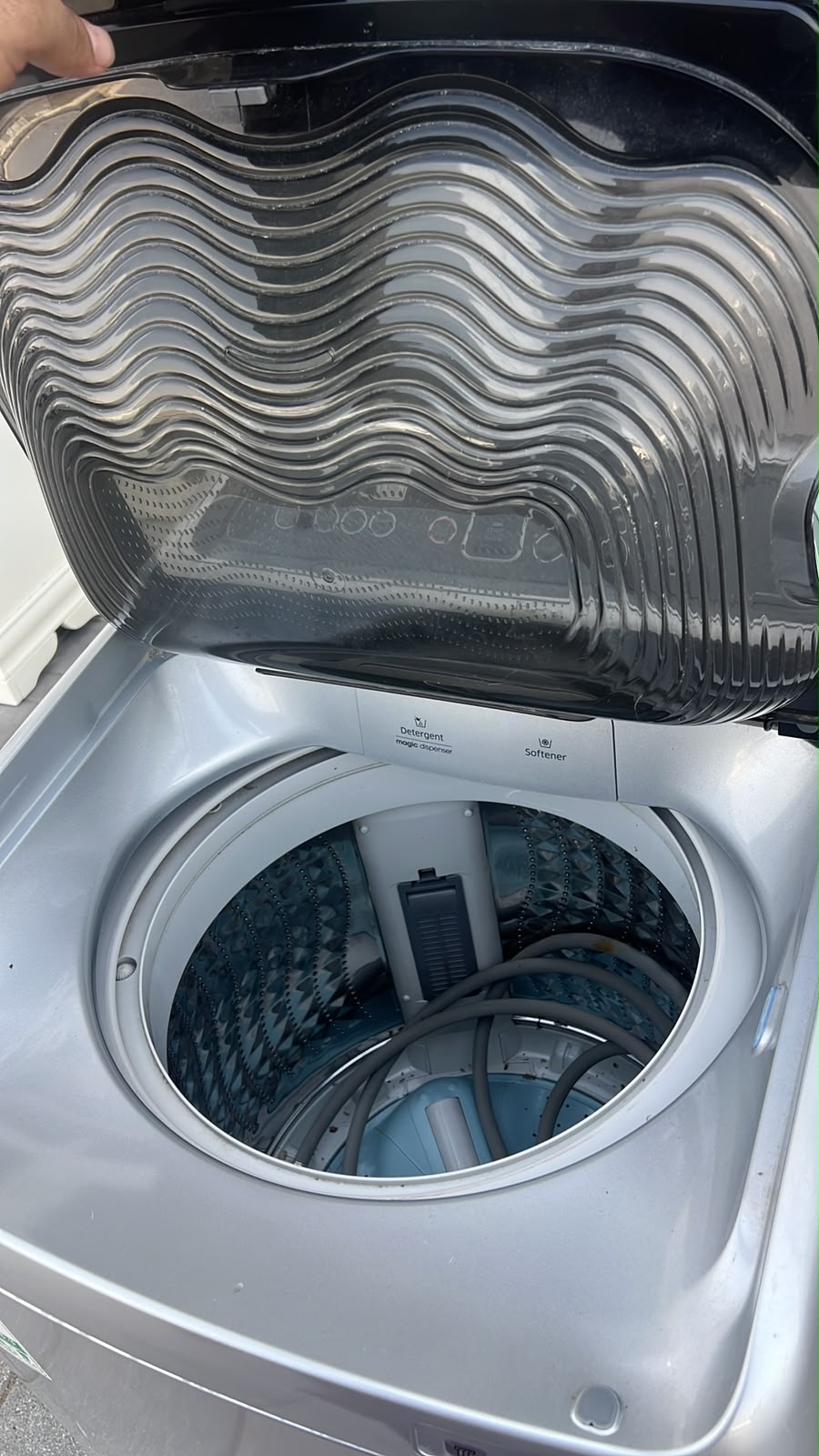 Second hand Samsung top load washing machine 10.5 KG ready for delivery in Abu Dhabi